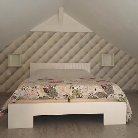 La Maison De Louna Saint-Parres-les-Vaudes Экстерьер фото